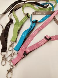 R8ネックストラップ