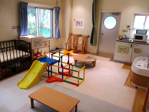 宮前児童館乳幼児室