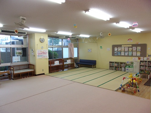 堀ノ内東児童館乳幼児室