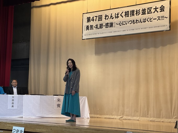 挨拶する区長の様子2
