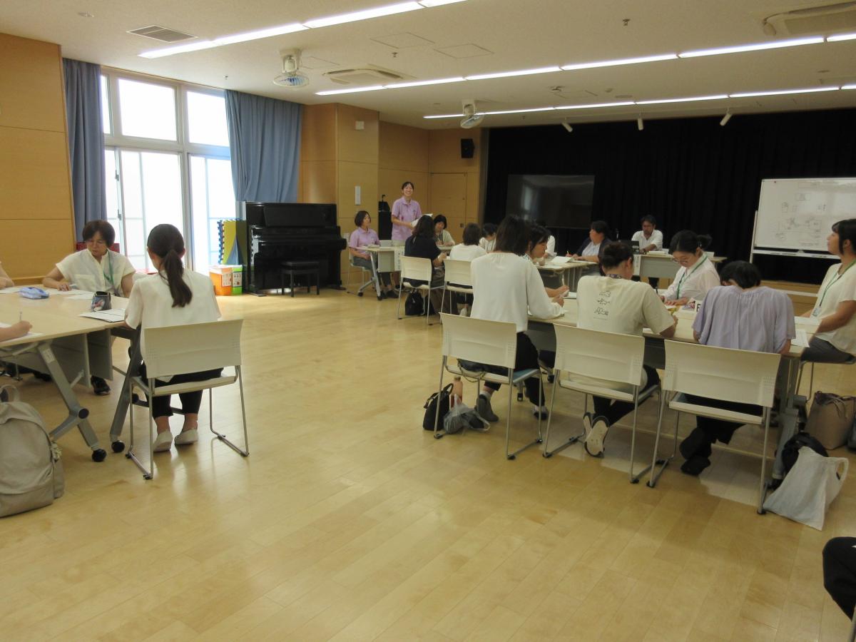 保育観察前の担任からの話