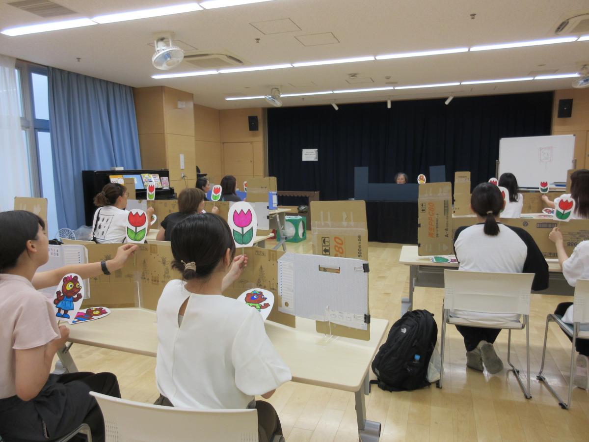 演じる練習をしているところ