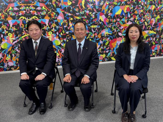 中野区役所にて