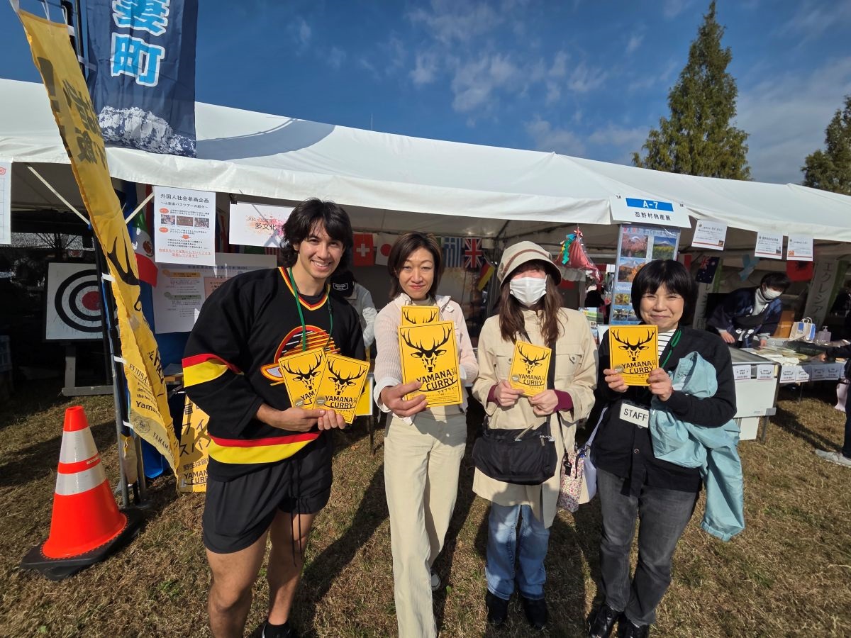 すぎふぇす4人で宣伝