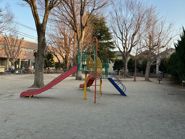 遊具の写真