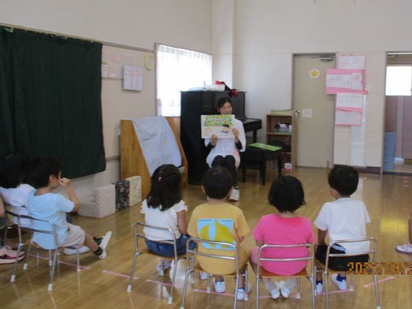 読み聞かせ