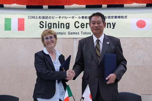 アナ・リカルディさんと田中区長